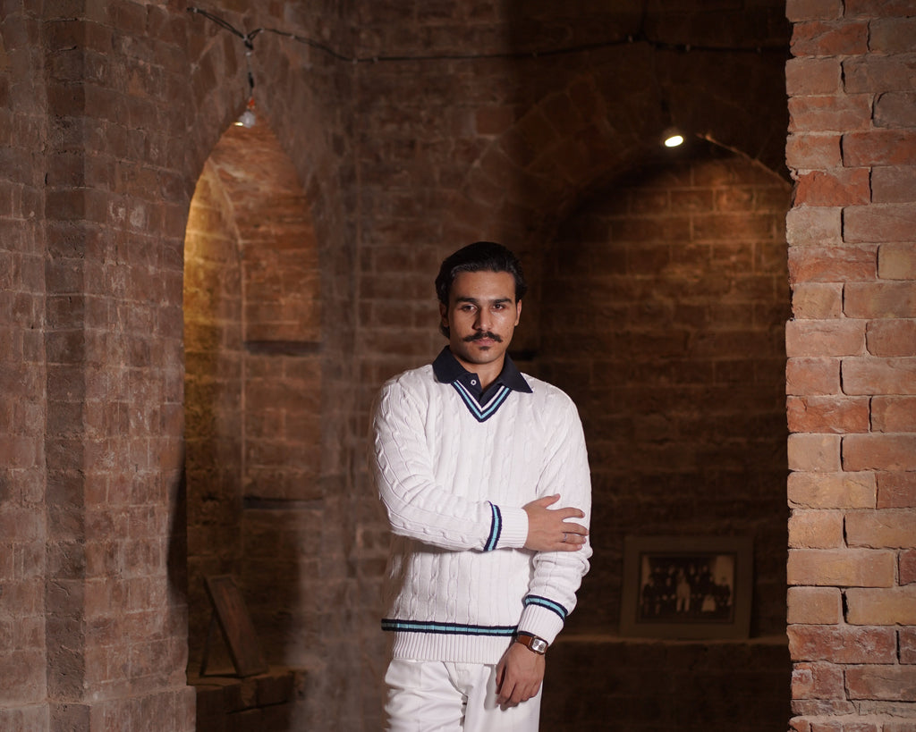 Off White Cable Knitted V-Neck Sweaters